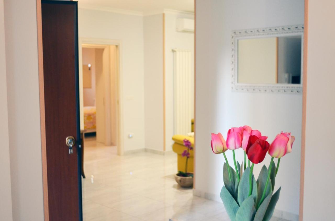 Midway House Italy Apartment Sant'Egidio del Monte Albino Exterior photo