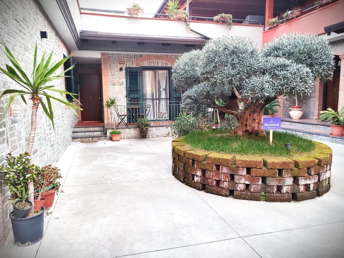 Midway House Italy Apartment Sant'Egidio del Monte Albino Exterior photo